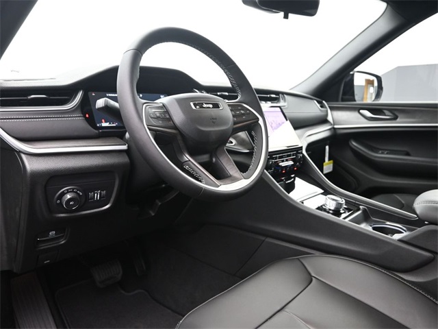 new 2025 Jeep Grand Cherokee L car, priced at $51,215