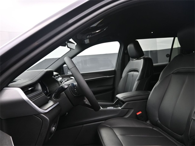 new 2025 Jeep Grand Cherokee L car, priced at $51,215