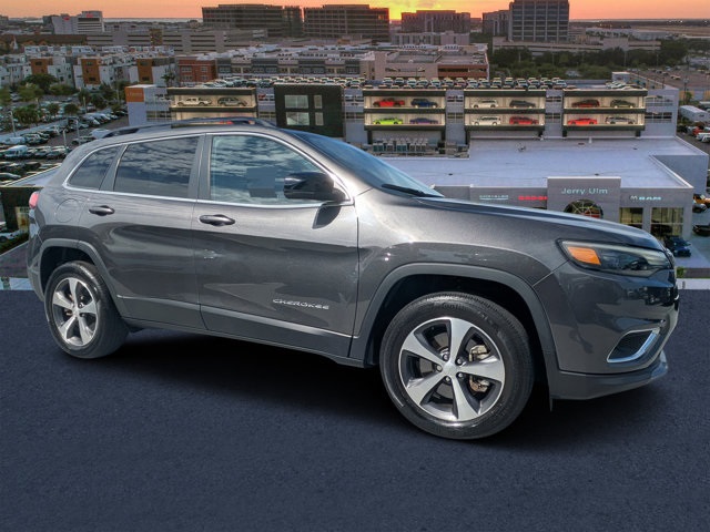 used 2022 Jeep Cherokee car, priced at $25,991