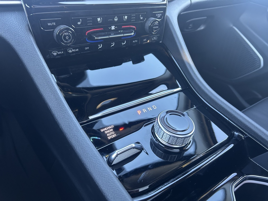 used 2023 Jeep Grand Cherokee L car, priced at $26,774