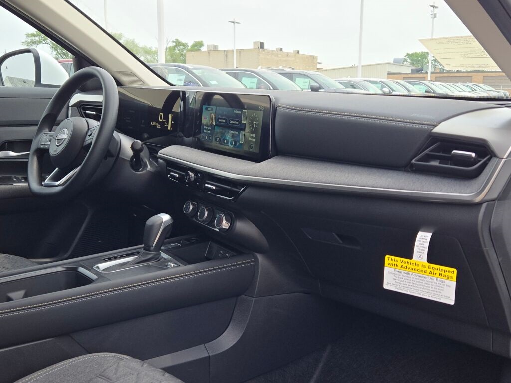 new 2025 Nissan Kicks car, priced at $27,180