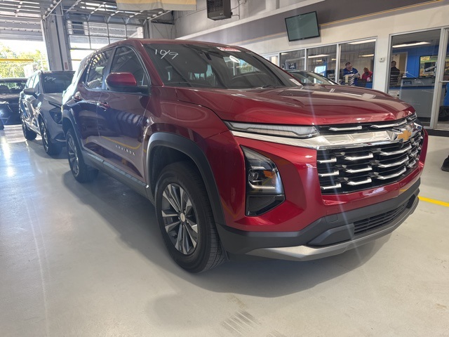 used 2025 Chevrolet Equinox car, priced at $27,450