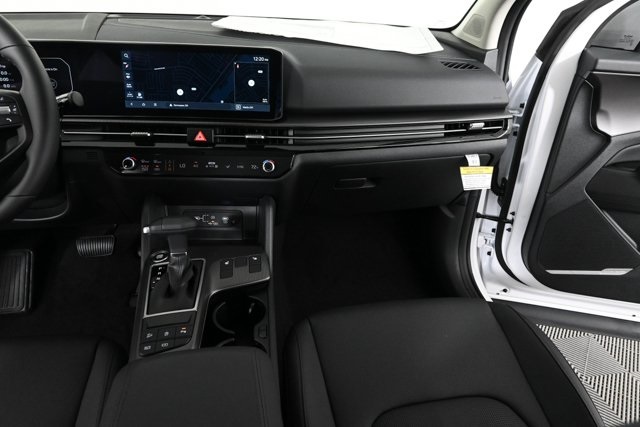 new 2026 Kia Sportage car, priced at $35,872