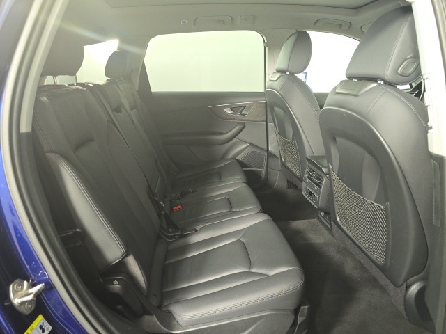 used 2022 Audi Q7 car, priced at $35,000