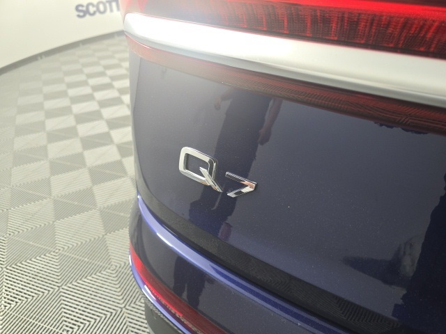 used 2022 Audi Q7 car, priced at $35,000
