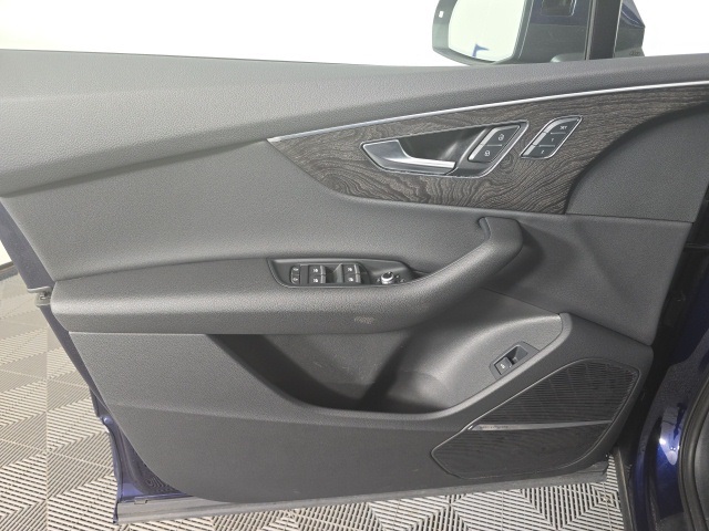 used 2022 Audi Q7 car, priced at $35,000