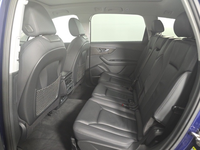 used 2022 Audi Q7 car, priced at $35,000