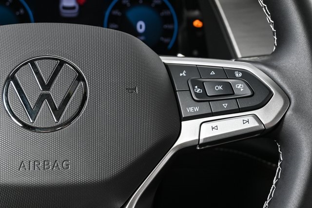 new 2025 Volkswagen Atlas Cross Sport car, priced at $40,601