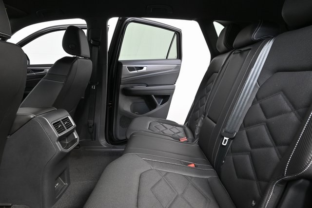 new 2025 Volkswagen Atlas Cross Sport car, priced at $40,601