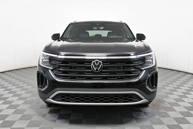 new 2025 Volkswagen Atlas Cross Sport car, priced at $40,601