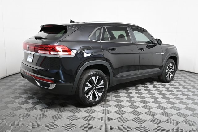 new 2025 Volkswagen Atlas Cross Sport car, priced at $40,601