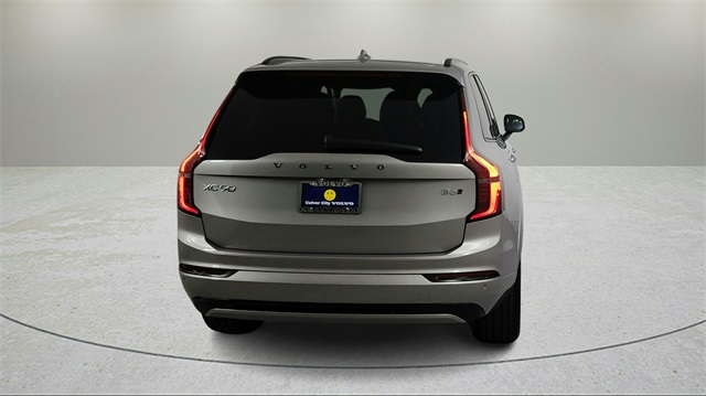 new 2026 Volvo XC90 car, priced at $76,035