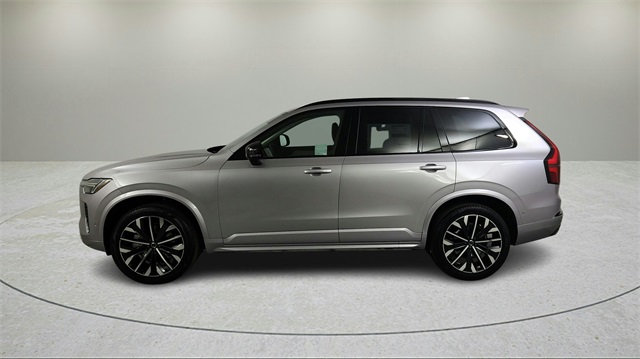 new 2026 Volvo XC90 car, priced at $76,035