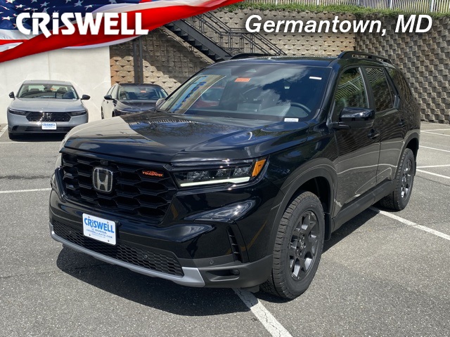 new 2025 Honda Pilot car, priced at $47,653