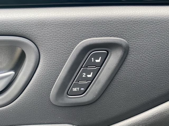 new 2025 Honda Pilot car, priced at $47,653