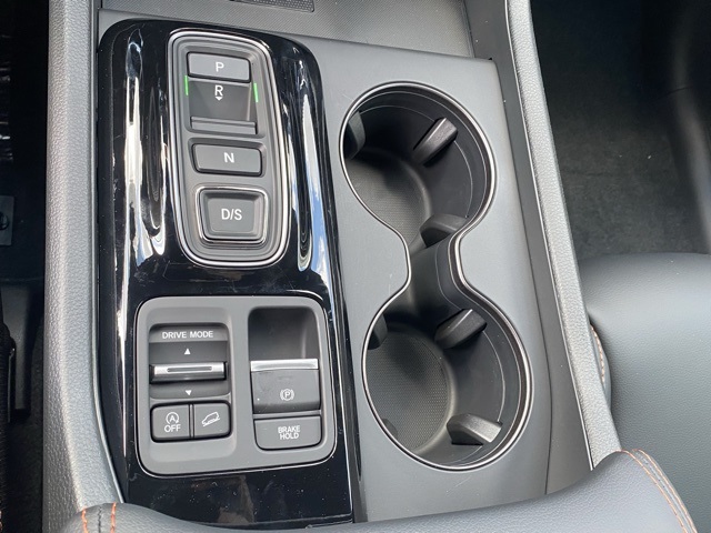 new 2025 Honda Pilot car, priced at $47,653