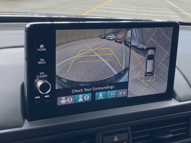 new 2025 Honda Pilot car, priced at $47,653