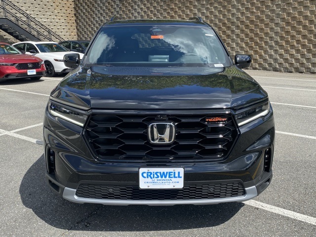 new 2025 Honda Pilot car, priced at $47,653