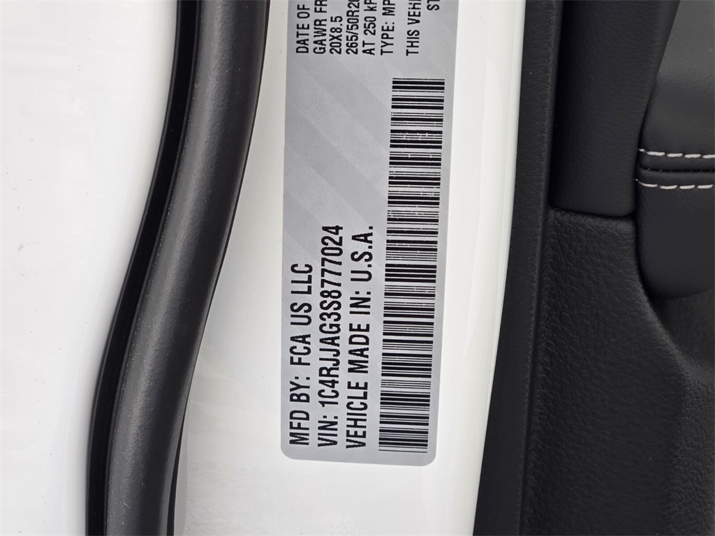 new 2025 Jeep Grand Cherokee L car, priced at $36,780