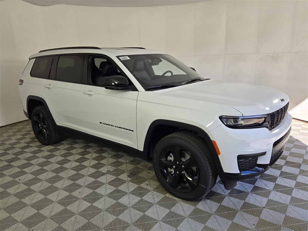 new 2025 Jeep Grand Cherokee L car, priced at $36,780