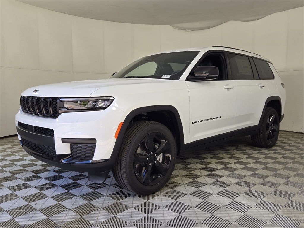 new 2025 Jeep Grand Cherokee L car, priced at $36,780
