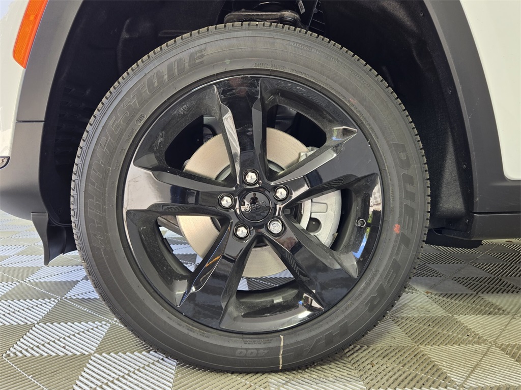 new 2025 Jeep Grand Cherokee L car, priced at $36,780