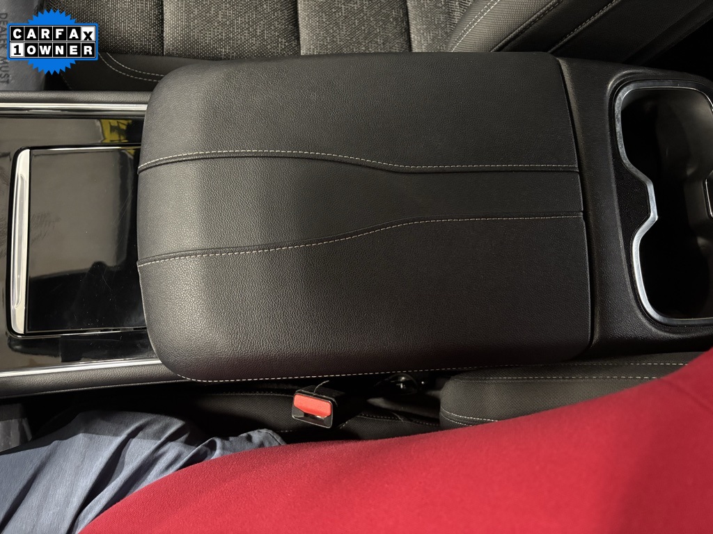 used 2024 Chevrolet Traverse car, priced at $37,842