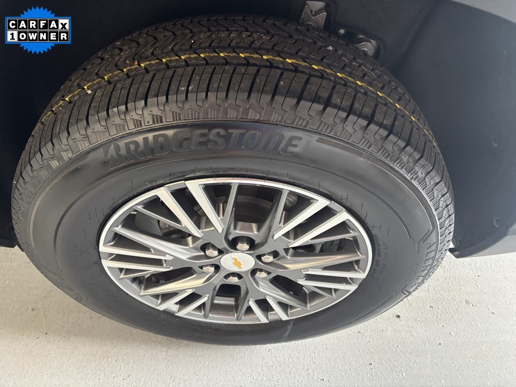 used 2024 Chevrolet Traverse car, priced at $37,842