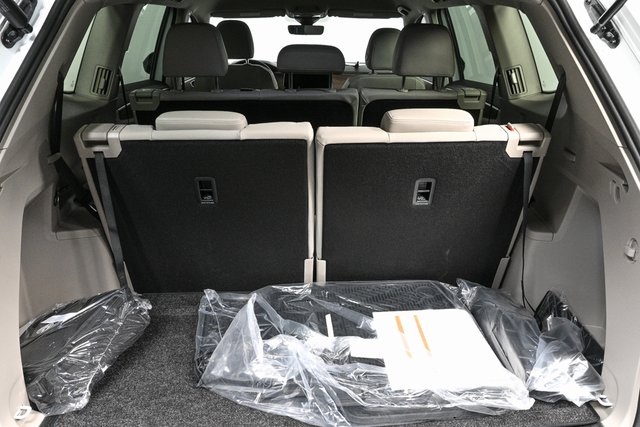 new 2026 Volkswagen Atlas car, priced at $43,347