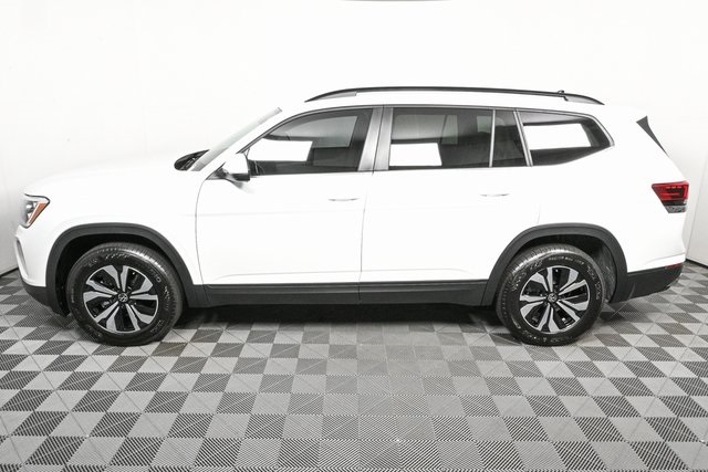 new 2026 Volkswagen Atlas car, priced at $43,347