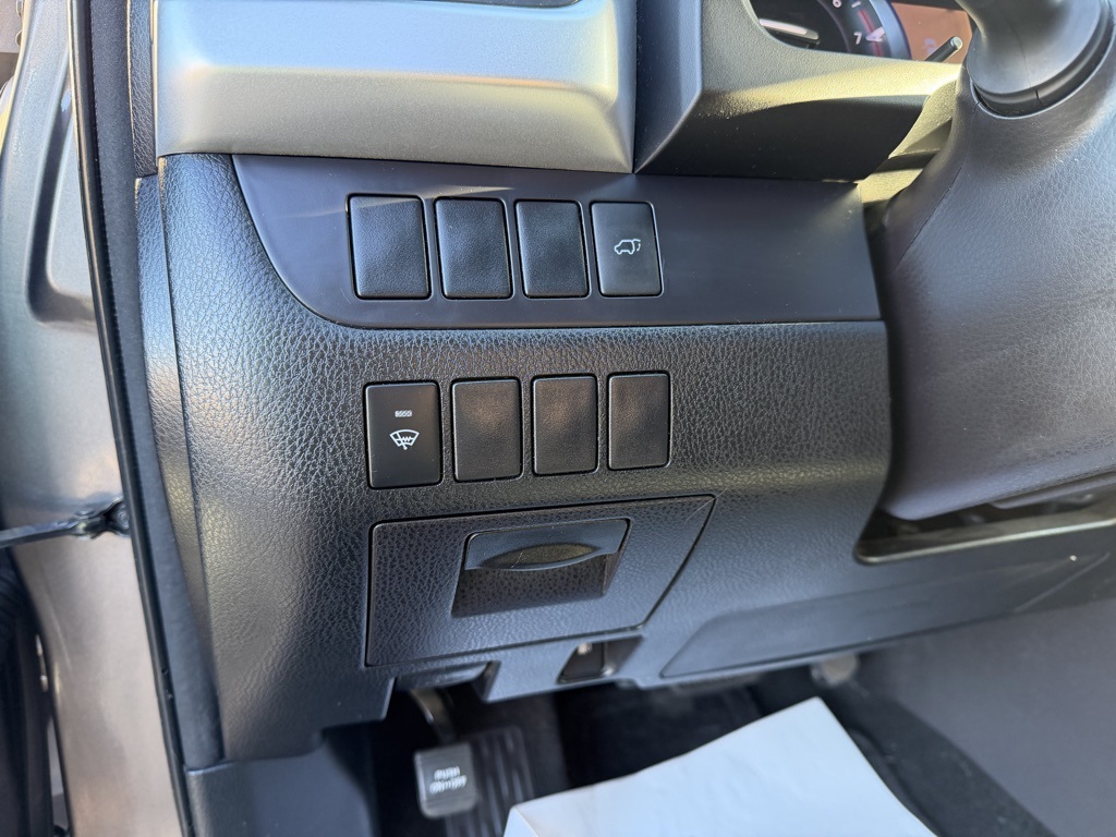 used 2016 Toyota Highlander car, priced at $19,503