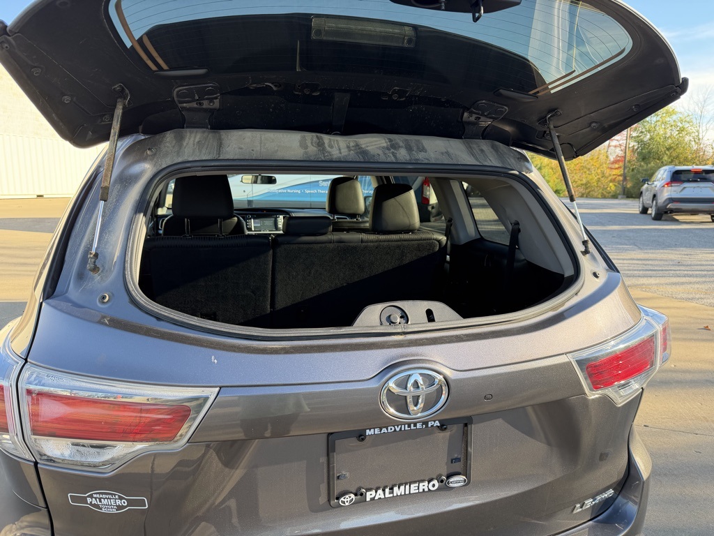 used 2016 Toyota Highlander car, priced at $19,503