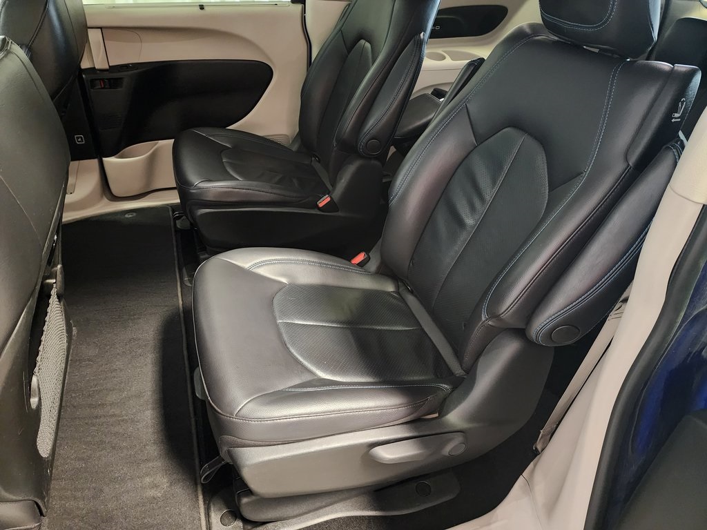 used 2021 Chrysler Pacifica Hybrid car, priced at $18,880