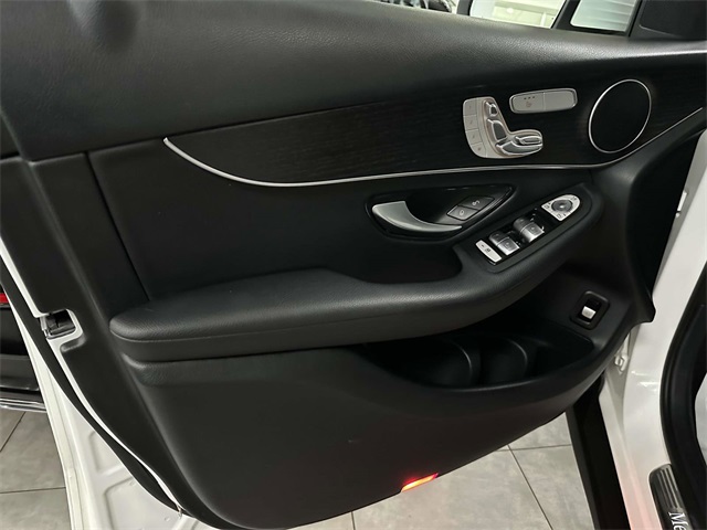 used 2022 Mercedes-Benz GLC car, priced at $35,991