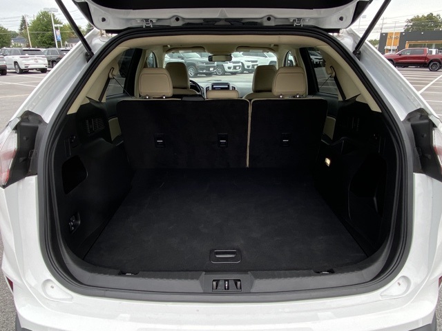 used 2022 Ford Edge car, priced at $20,667