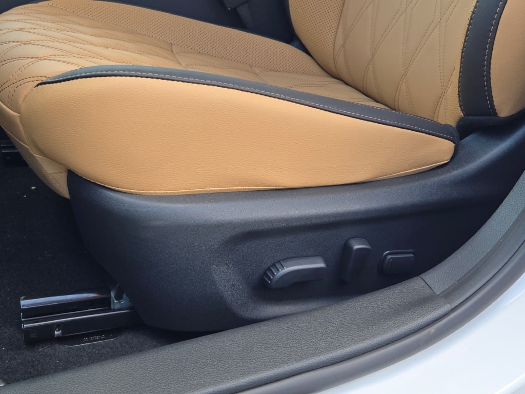 new 2025 Nissan Sentra car, priced at $27,865