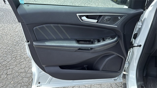 used 2020 Ford Edge car, priced at $22,899