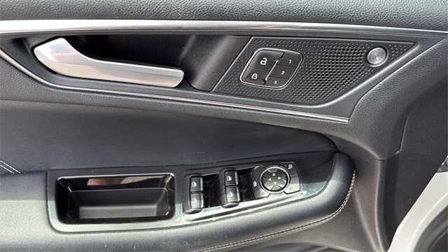 used 2020 Ford Edge car, priced at $22,899