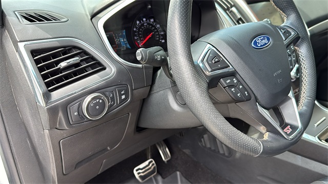 used 2020 Ford Edge car, priced at $22,899