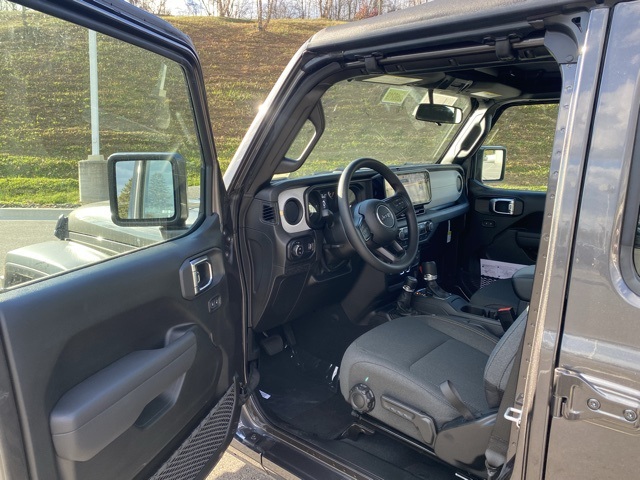 new 2026 Jeep Gladiator car, priced at $37,549