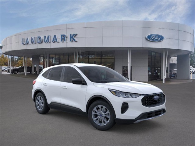 new 2025 Ford Escape car, priced at $30,645