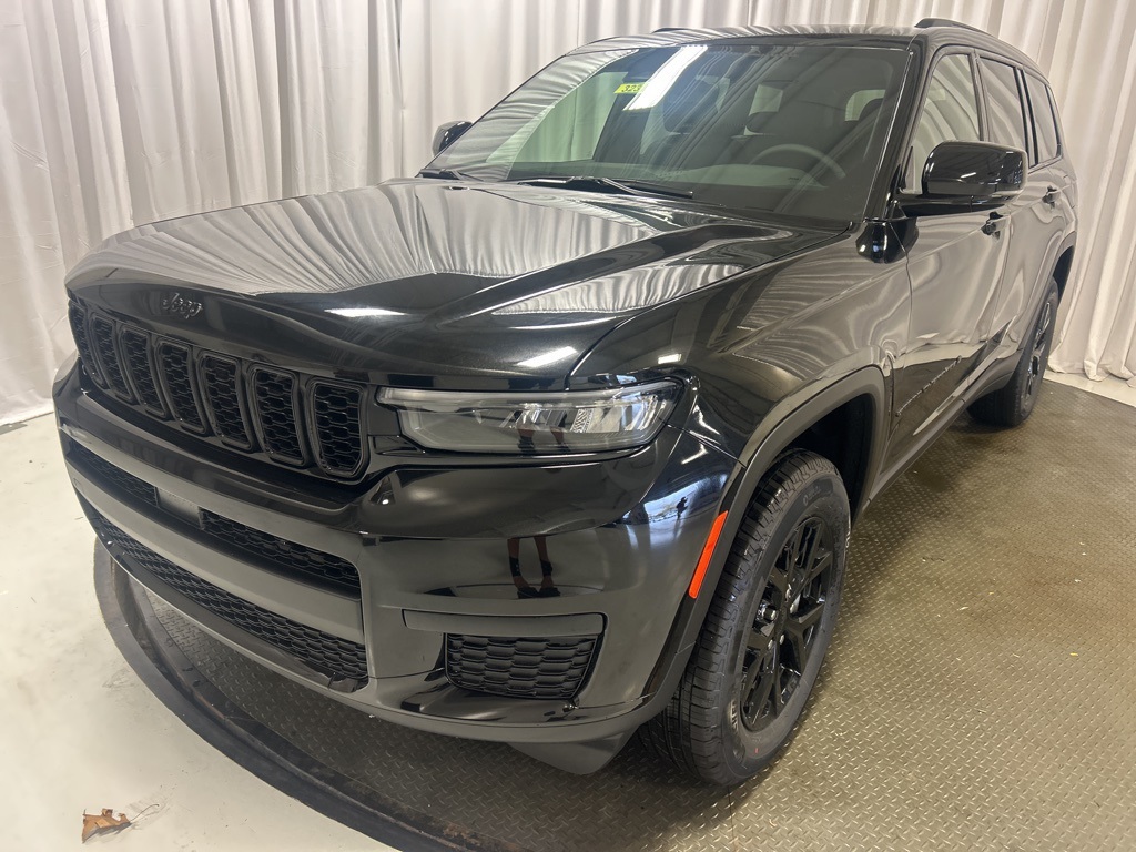 new 2025 Jeep Grand Cherokee L car, priced at $47,225