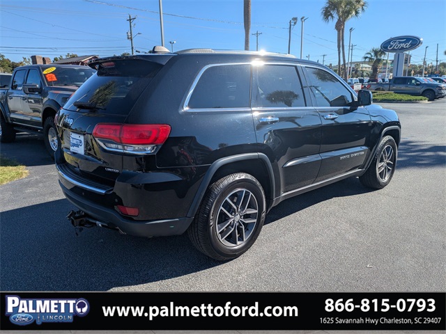 used 2017 Jeep Grand Cherokee car, priced at $15,474