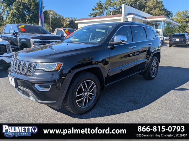 used 2017 Jeep Grand Cherokee car, priced at $15,474
