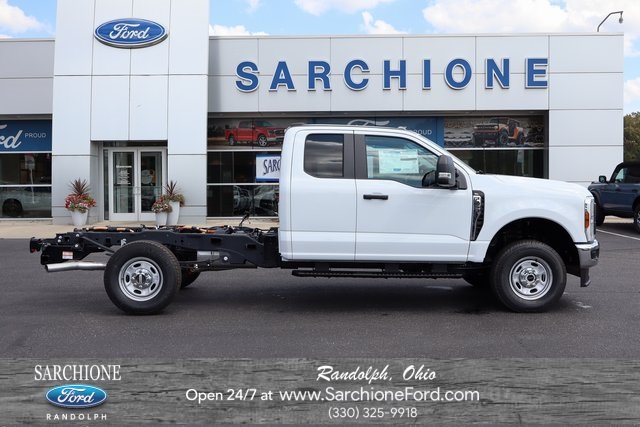 new 2025 Ford F-250SD car, priced at $48,241