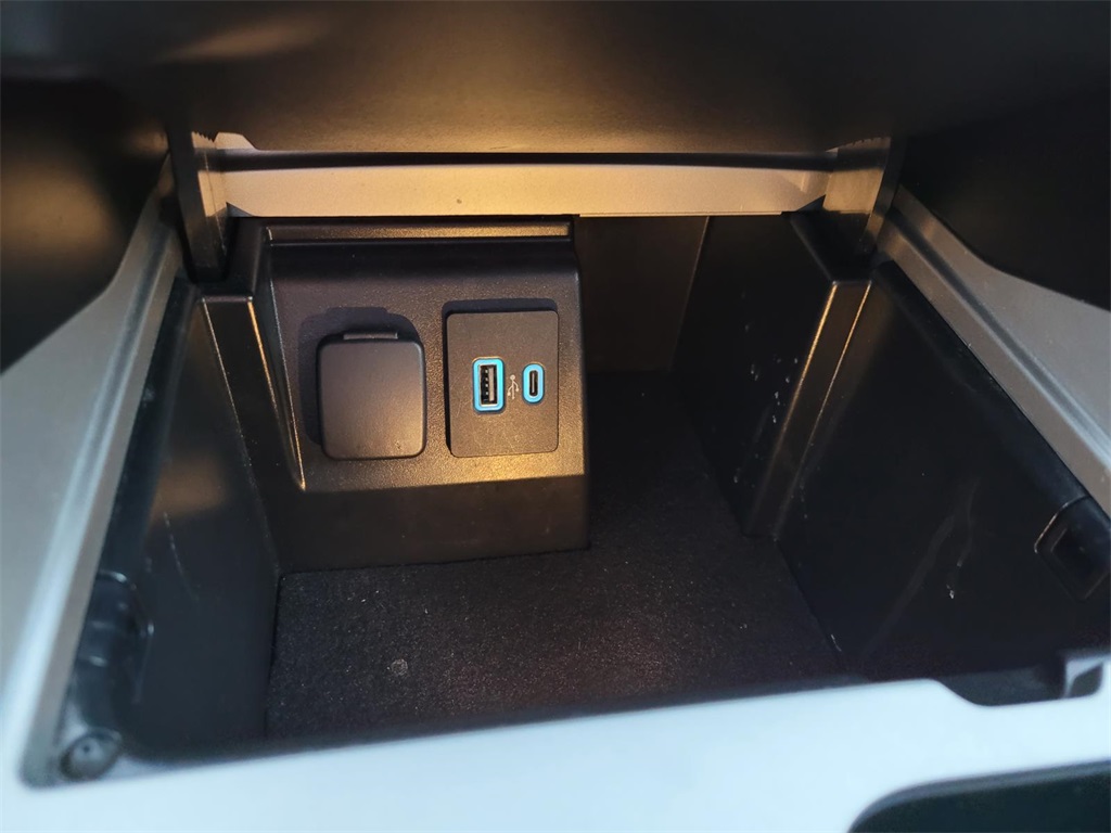 used 2021 Ford Explorer car, priced at $23,250