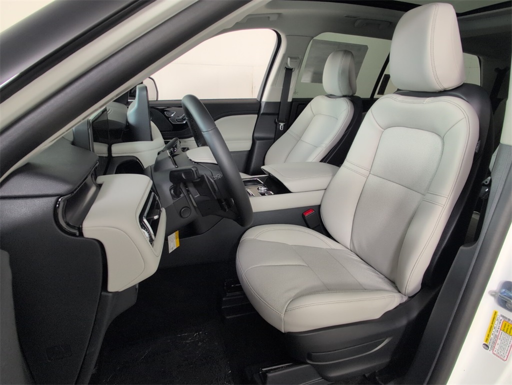 new 2025 Lincoln Aviator car, priced at $63,590