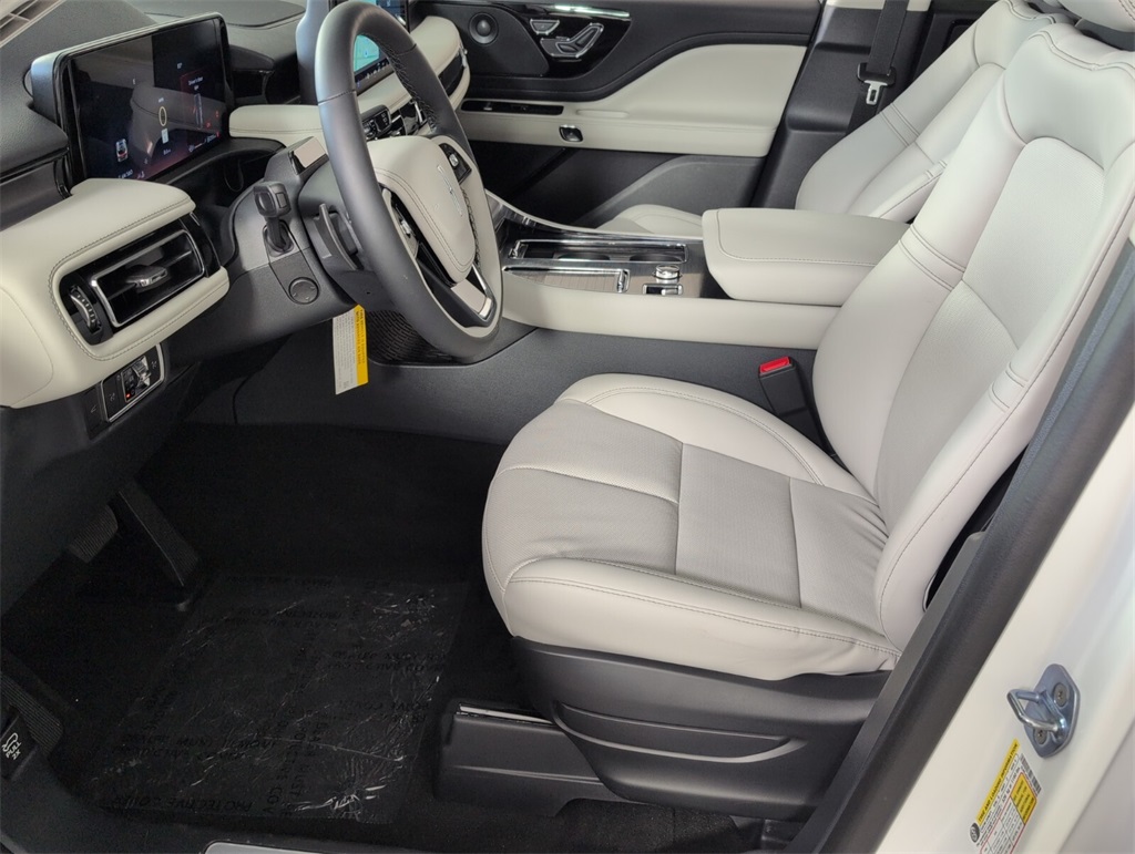 new 2025 Lincoln Aviator car, priced at $63,590