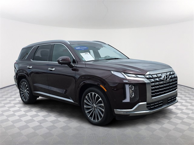 used 2024 Hyundai Palisade car, priced at $42,987