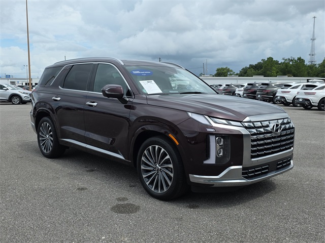 used 2024 Hyundai Palisade car, priced at $42,987